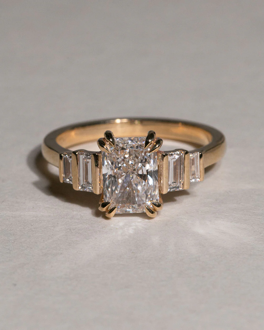 9ct Yellow Gold Lab Grown Diamond Geometric Five Stone Ring - Image 3