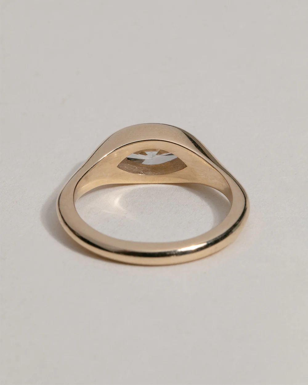 9ct Yellow Gold 1.04ct Marquise Cut Lab Grown Diamond Signet Ring - Image 5