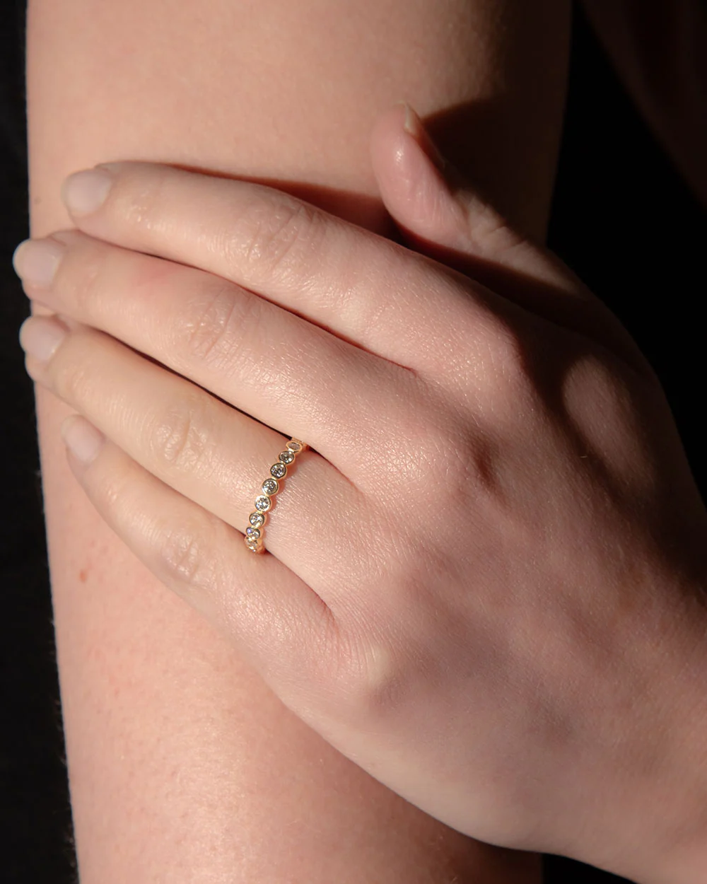 18ct Yellow Gold Bezel Diamond Eternity Ring - Image 2