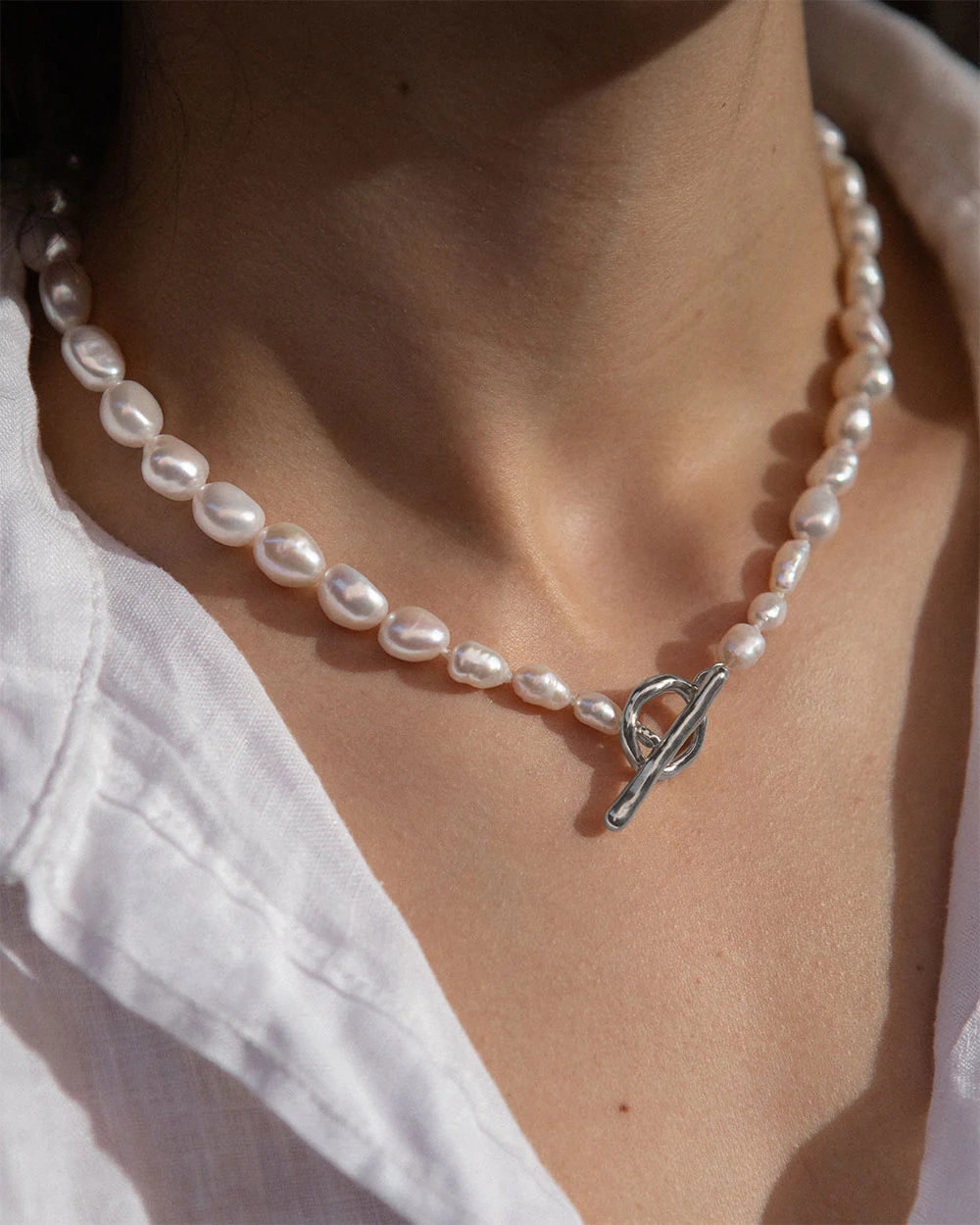 Baroque Pearl T-Bar Necklace - Image 3