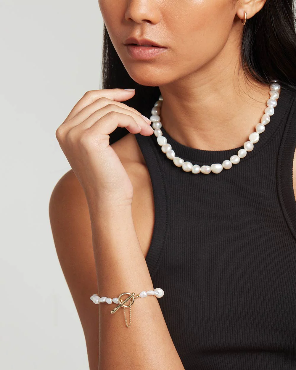 Baroque Pearl Necklace and Bracelet Set - Image 2