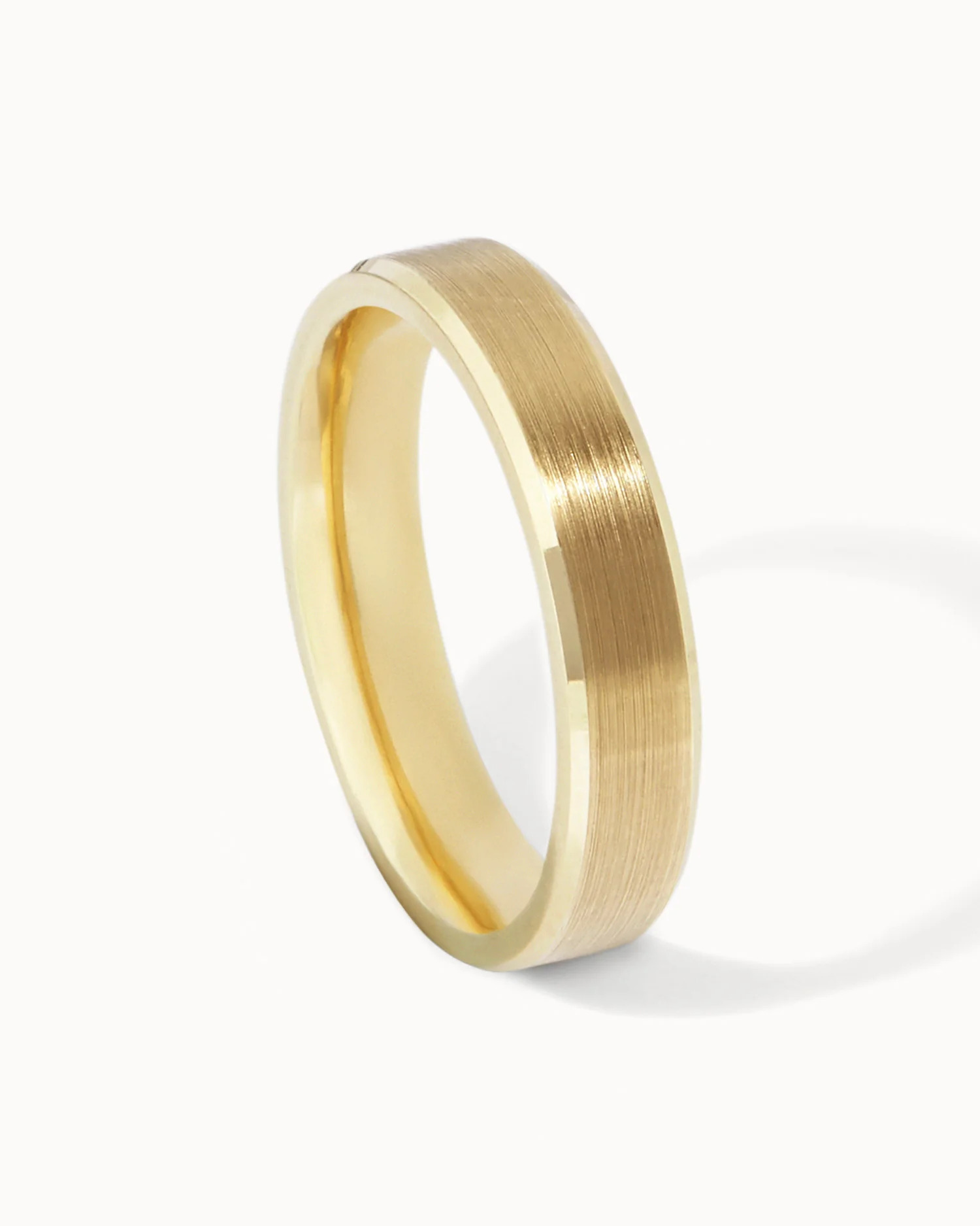 9ct Yellow Gold Bevelled Edge Ring - 4mm Band - Image 3