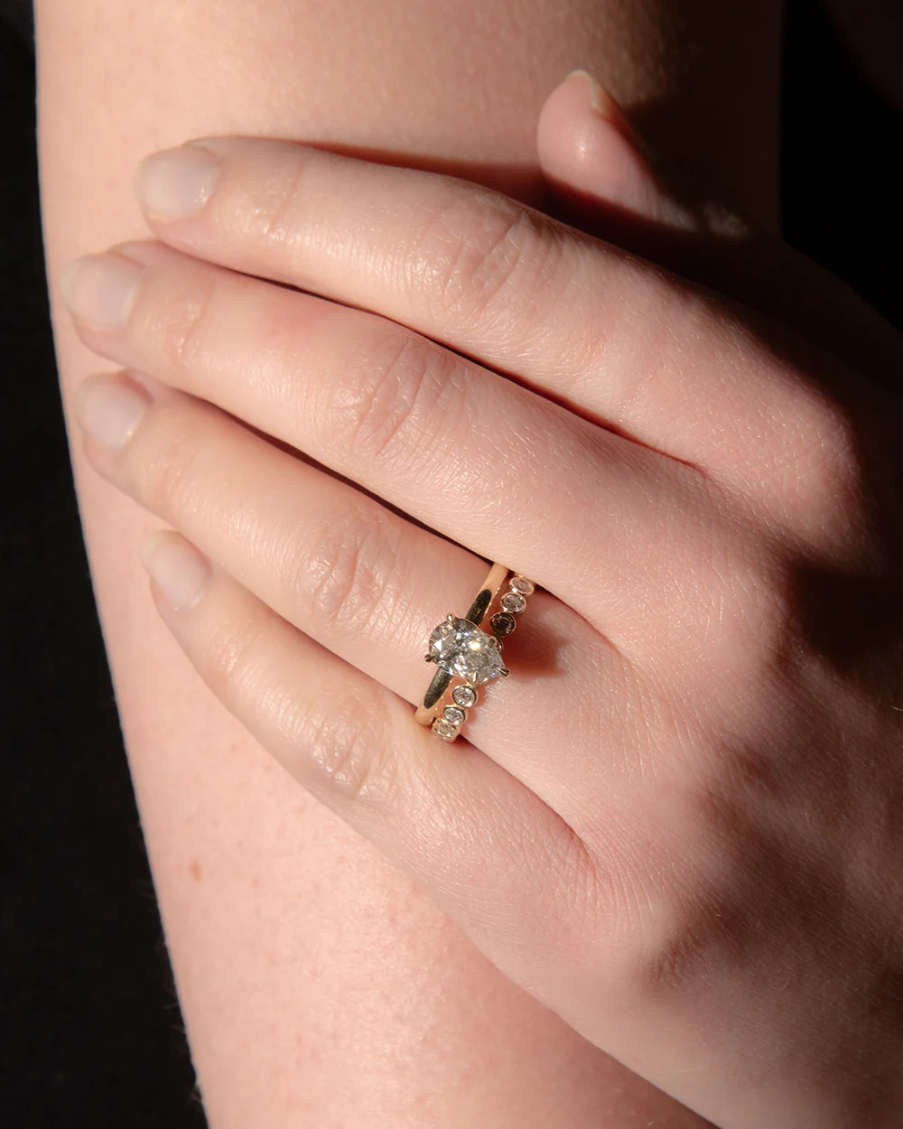 9ct Yellow Gold Bezel Diamond Eternity Ring - Image 3