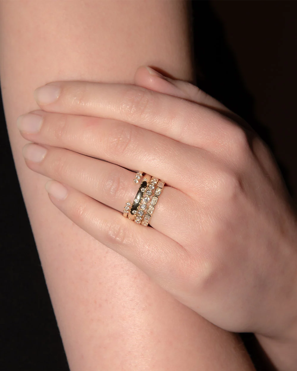 9ct Yellow Gold Bezel Diamond Eternity Ring - Image 5
