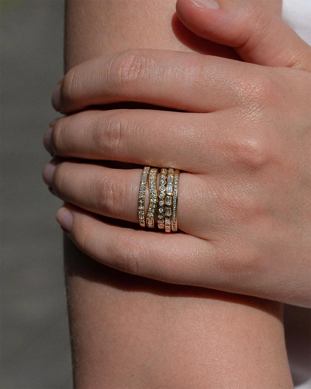 9ct Yellow Gold Diamond Contour Ring - Image 5