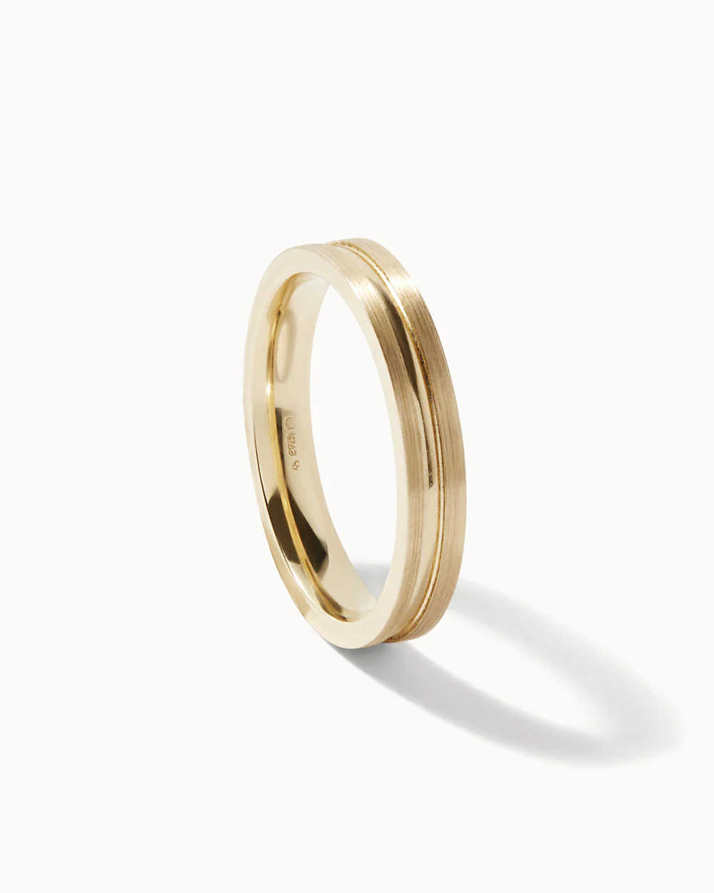 9ct Yellow Gold Flat Court Groove Ring - 3mm Band - Image 3