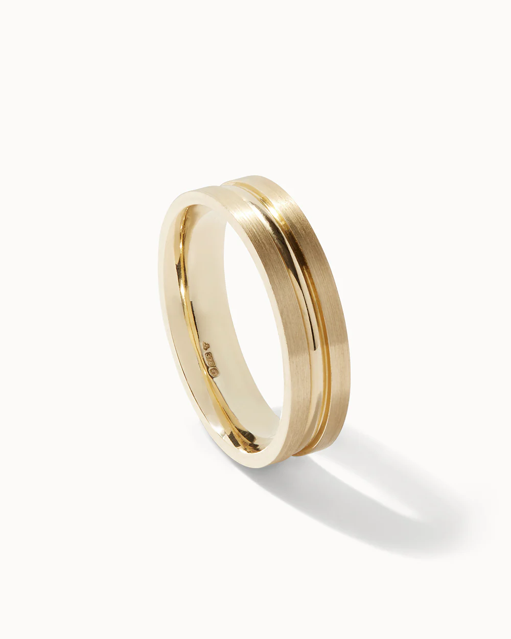 9ct Yellow Gold Flat Court Groove Ring - 5mm Band - Image 3