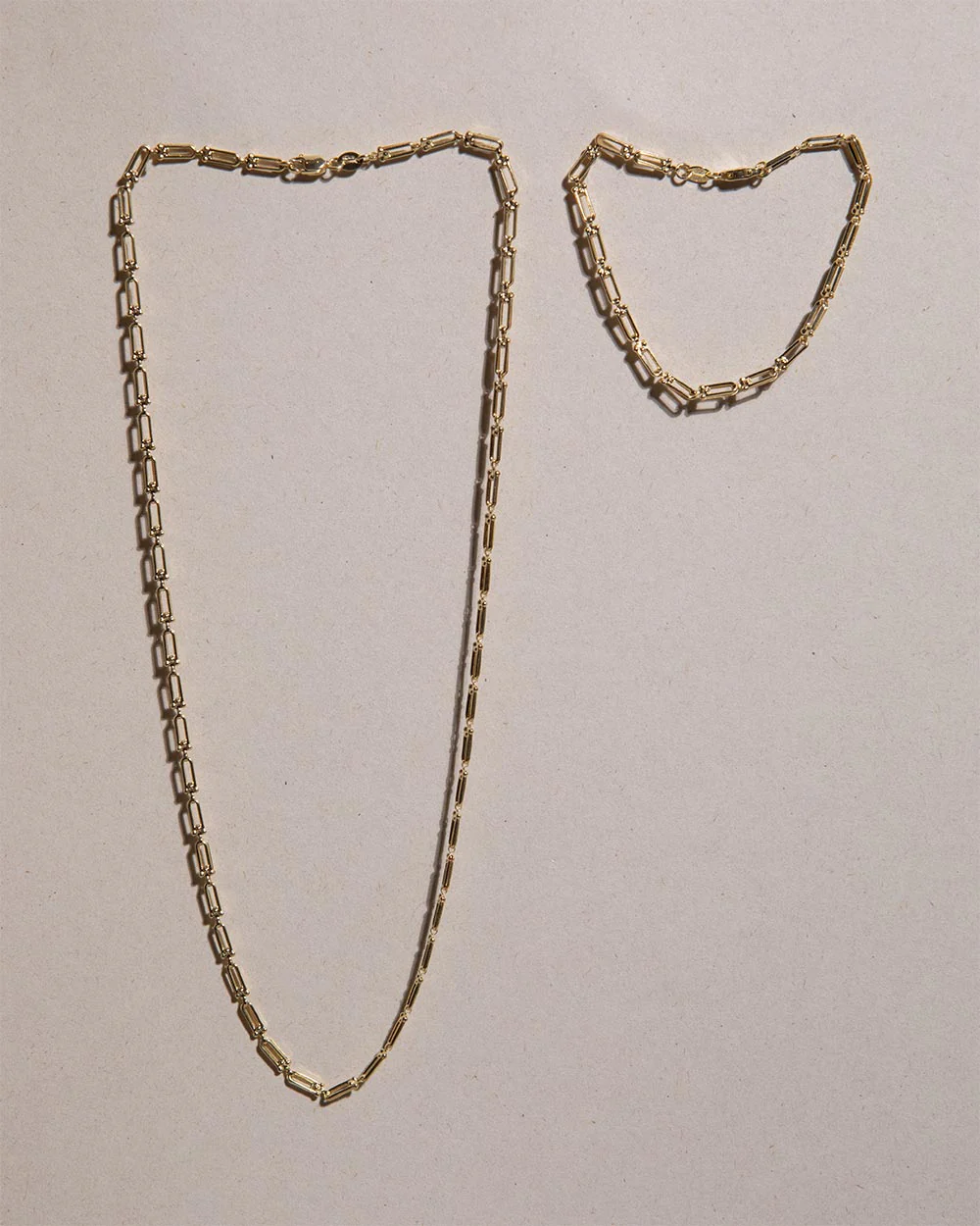 Horseshoe Chain Necklace - Image 6