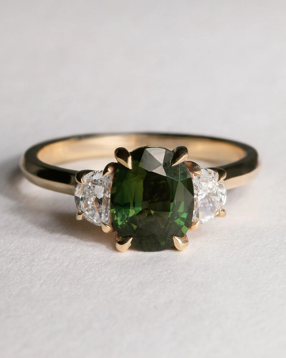 Noa 1.91ct Green Sapphire Ring - Image 4
