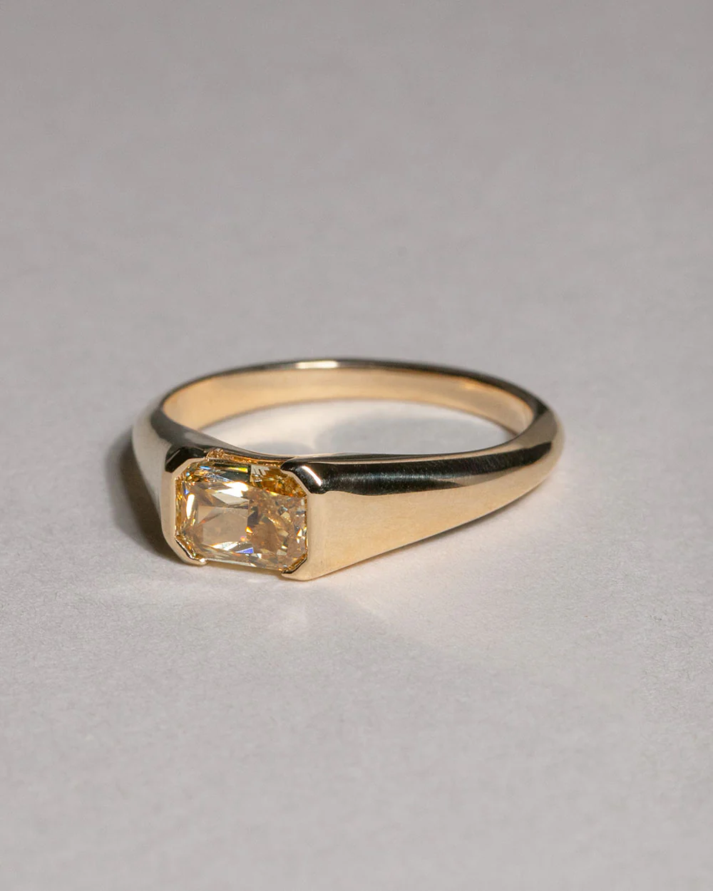 Paniz 1ct Yellow Diamond Ring - Image 5
